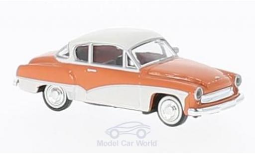 Wartburg 311 1/87 Brekina Coupe rose/blanche miniature