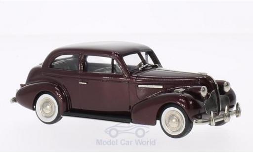 Miniature Buick Century 1/43 Brooklin 2-door Touring Sedan M-68 metallise rouge 1939 Buick Century 1/43 Brooklin 2-door Touring Sedan M-68 metallise rouge 1939 miniature