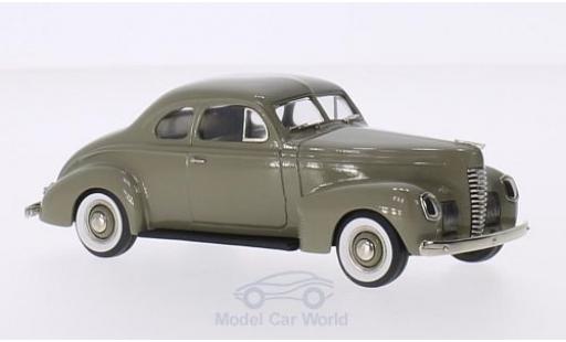 Miniature Nash Ambassador 1/43 Brooklin Eight 2-Door Coupe beige 1939 Nash Ambassador 1/43 Brooklin Eight 2-Door Coupe beige 1939 miniature