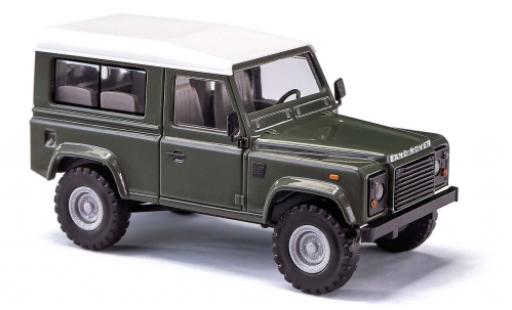 Miniature Land Rover Defender 1/87 Busch 90 vert foncé 1983 Land Rover Defender 1/87 Busch 90 vert foncé 1983 miniature