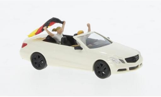 Mercedes Classe E 1/87 Busch Cabriolet Fu&szlig;ball-Fieber 2024 1:87 miniature