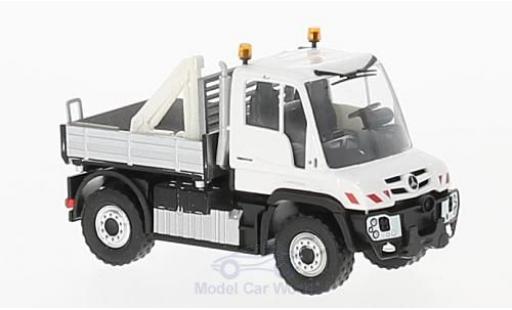 Miniature Mercedes Unimog 1/87 Busch U 430 2013 mit Gitter und Kran Mercedes Unimog 1/87 Busch U 430 2013 mit Gitter und Kran miniature