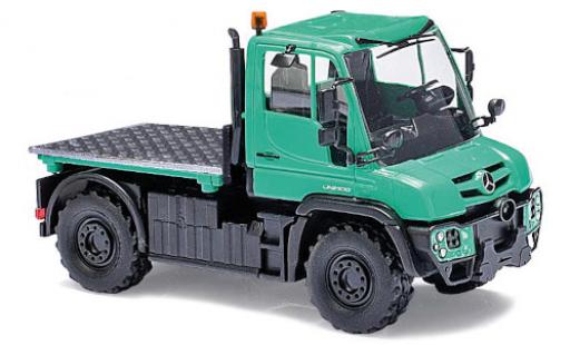 Miniature Mercedes Unimog 1/87 Busch U430 verte 2013 avec flacher plateforme Mercedes Unimog 1/87 Busch U430 verte 2013 avec flacher plateforme miniature