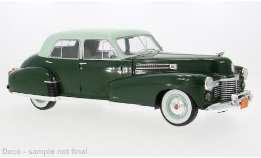 Cadillac Fleetwood 1/18 MCG Series 60 Special Sedan verte/verte 1941 1:18 miniature