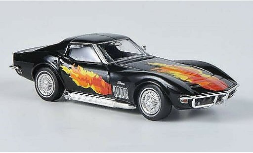 Chevrolet Corvette Coupe 1/87 Brekina C3 noire avec Flammendekor et Sidepipes miniature