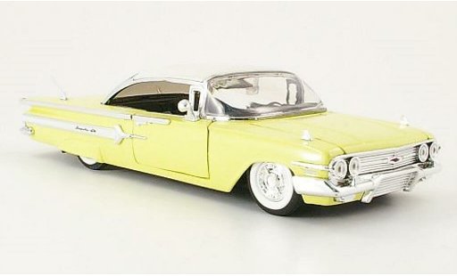 Chevrolet Impala SS 1/24 Jada Toys pastelljaune/blanche 1960 miniature