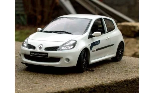 Renault Clio 3 RS 1/18 Solido wsr miniature