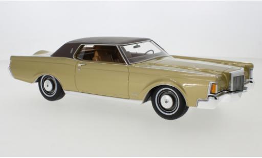 Miniature Lincoln Continental 1/18 CMF Mark III gold 1970 Lincoln Continental 1/18 CMF Mark III gold 1970 miniature