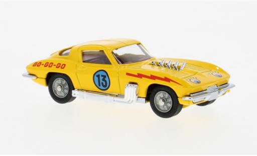 Miniature Chevrolet Corvette 1/43 Corgi Sting Ray 1967 #13 1:43 Chevrolet Corvette 1/43 Corgi Sting Ray 1967 #13 1:43 miniature
