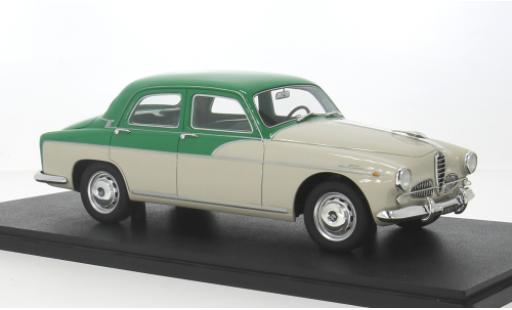 Miniature Alfa Romeo 1900 1/18 Cult Scale Models Super Berlina verte/blanche 1958 1:18 Alfa Romeo 1900 1/18 Cult Scale Models Super Berlina verte/blanche 1958 1:18 miniature