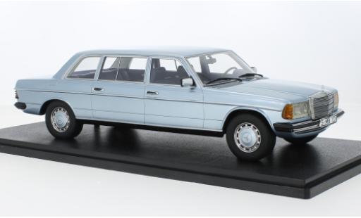 Miniature Mercedes CLA 1/18 Cult Scale Models V123 Lang metallise bleu clair 1978 Mercedes CLA 1/18 Cult Scale Models V123 Lang metallise bleu clair 1978 miniature