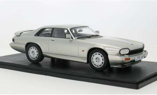 Miniature Jaguar XJ 1/18 Cult Scale Models R-S grise 1993 1:18 Jaguar XJ 1/18 Cult Scale Models R-S grise 1993 1:18 miniature