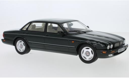 Miniature Jaguar XJ 1/18 Cult Scale Models R (X300) verte RHD 1995 Jaguar XJ 1/18 Cult Scale Models R (X300) verte RHD 1995 miniature