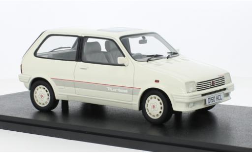MG Metro 1/18 Cult Scale Models Turbo blanche RHD 1986 1:18 miniature
