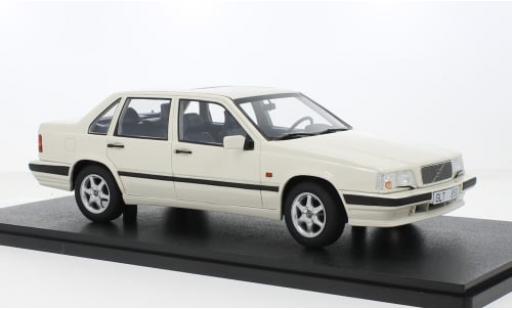 Miniature Volvo 850 1/18 Cult Scale Models GLT blanche 1991 1:18 Volvo 850 1/18 Cult Scale Models GLT blanche 1991 1:18 miniature