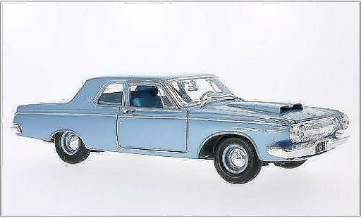 Dodge 330 Berline 1/18 Maisto metallise bleu 1963 miniature