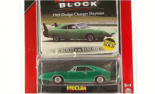 Dodge Charger Daytona 1/64 Greenlight verte 1969 miniature