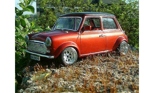 Austin Mini cooper 1/18 Burago racing miniature