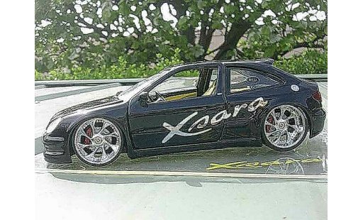 Citroen Xsara tuning 1/18 Solido noire miniature
