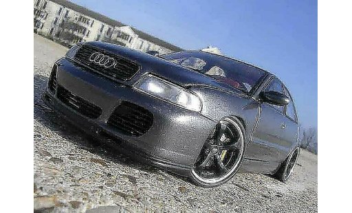 Audi A4 berline 1/18 Ut Models rs turbo techart grise anthracite miniature
