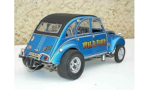 Citroen 2CV Berline 1/18 Solido gasser miniature