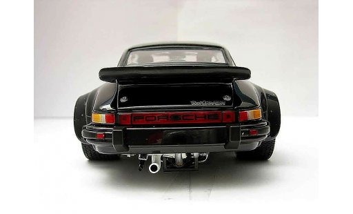 Porsche 934 RSR Turbo 1/18 Exoto noire miniature