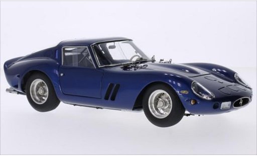 Ferrari 250 GTO 1/18 CMC metallise bleu 1962 miniature