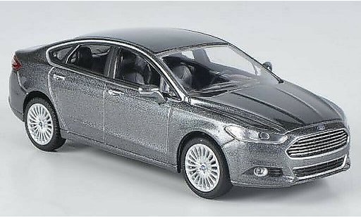 Ford Fusion Berlina 1/43 Greenlight grise 2013 miniature