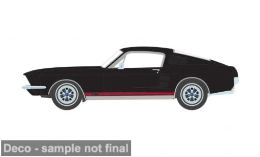 Miniature Ford Mustang GT Fastback noire 1967 1/64 IXO America
