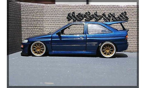 Ford Escort Cosworth 1/18 Ut Models serie limite miki biasion miniature