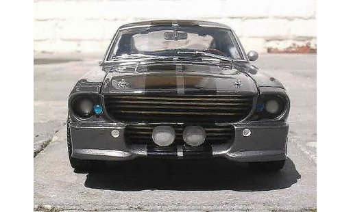 Shelby GT 500 Base 1/18 Shelby Collectibles eleanor replique miniature