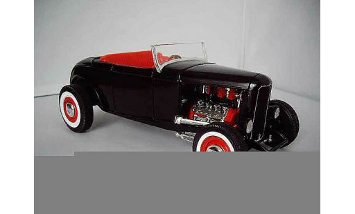 Ford 1932 Hot Rod 1/18 Hot Wheels roadster miniature