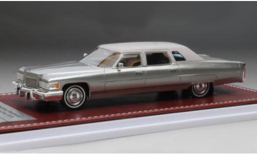 Miniature Cadillac Fleetwood 1/43 GIM   Great Iconic Models 75 grise/matt-grise 1976 Cadillac Fleetwood 1/43 GIM   Great Iconic Models 75 grise/matt-grise 1976 miniature