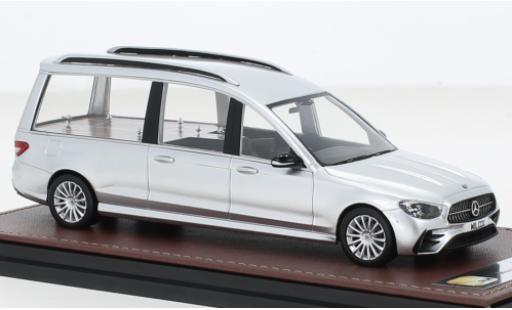 Miniature Mercedes CLA 1/43 GLM E-Class Wilcox Hearse d 2022 Mercedes CLA 1/43 GLM E-Class Wilcox Hearse d 2022 miniature