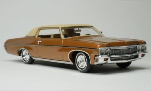 Miniature Chevrolet Impala 1/43 Goldvarg Collections Custom Coupe metallise marron/matt-beige 1970 Chevrolet Impala 1/43 Goldvarg Collections Custom Coupe metallise marron/matt-beige 1970 miniature