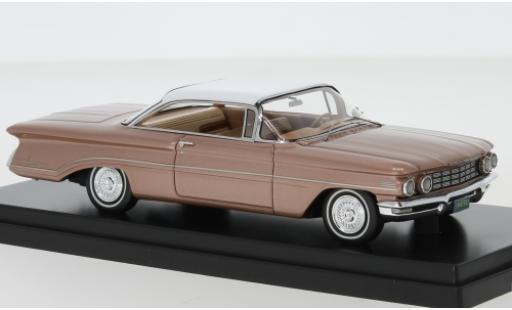 Miniature Oldsmobile 98 1/43 Goldvarg Collections metallise kupfer/blanche 1960 Oldsmobile 98 1/43 Goldvarg Collections metallise kupfer/blanche 1960 miniature