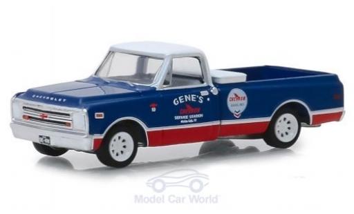 Miniature Chevrolet C-10 1/64 Greenlight Genes Chevron Service Station 1968 Chevrolet C-10 1/64 Greenlight Genes Chevron Service Station 1968 miniature