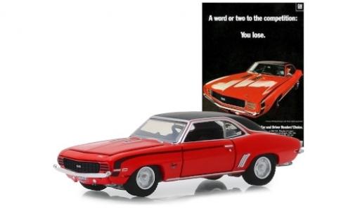 Miniature Chevrolet Camaro 1/64 Greenlight SS rouge/matt-noire 1969 Chevrolet Camaro 1/64 Greenlight SS rouge/matt-noire 1969 miniature