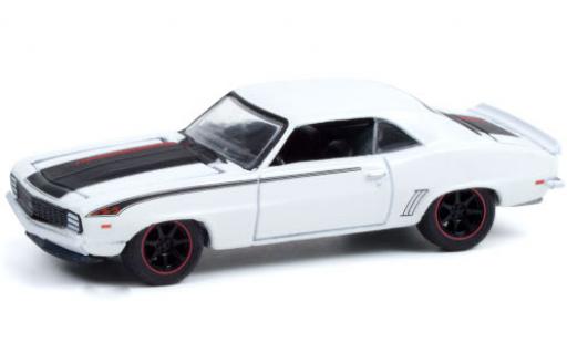 Miniature Chevrolet Camaro 1/64 Greenlight Tuning matt-blanche/matt-noire 1969 Chevrolet Camaro 1/64 Greenlight Tuning matt-blanche/matt-noire 1969 miniature