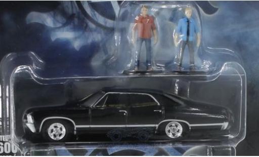 Miniature Chevrolet Impala 1967 1/64 Greenlight Sport Sedan noire Supernatural 1967 mit Figuren Chevrolet Impala 1967 1/64 Greenlight Sport Sedan noire Supernatural 1967 mit Figuren miniature