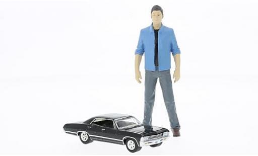 Miniature Chevrolet Impala 1/18 Greenlight Sport Sedan Supernatural avec Dean figurine in 1:18 Chevrolet Impala 1/18 Greenlight Sport Sedan Supernatural avec Dean figurine in 1:18 miniature