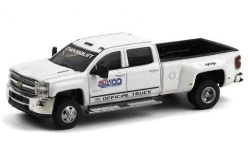 Miniature Chevrolet Silverado 1/64 Greenlight 3500 HD Indy 500 2017 101st Annual 500 Mile Race Official Truck Chevrolet Silverado 1/64 Greenlight 3500 HD Indy 500 2017 101st Annual 500 Mile Race Official Truck miniature