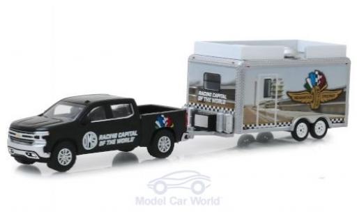 Miniature Chevrolet Silverado 1/64 Greenlight Indianapolis Motor Speedway 2019 and Concession Trailer Chevrolet Silverado 1/64 Greenlight Indianapolis Motor Speedway 2019 and Concession Trailer miniature