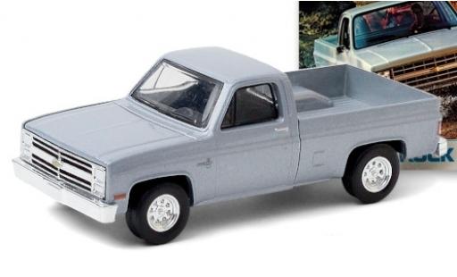 Miniature Chevrolet Silverado 1/64 Greenlight metallise grise 1985 Chevrolet Silverado 1/64 Greenlight metallise grise 1985 miniature
