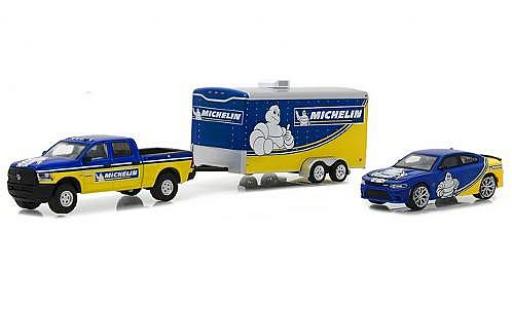 Dodge RAM 1/64 Greenlight Ram 2500 Michelin 2017 with Charger SRT Hellcat and Enclosed Car Hauler miniature