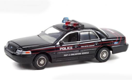 Miniature Ford Crown 1/64 Greenlight Victoria Police Interceptor noire/Dekor Test and Evaluation 2001 Ford Crown 1/64 Greenlight Victoria Police Interceptor noire/Dekor Test and Evaluation 2001 miniature