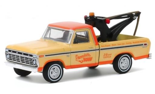 Miniature Ford F-1 1/64 Greenlight 00 Tow Truck beige/orange Dependable Tow 1973 Ford F-1 1/64 Greenlight 00 Tow Truck beige/orange Dependable Tow 1973 miniature