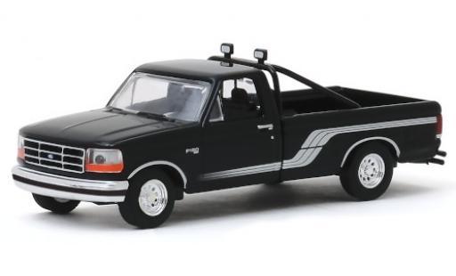 Miniature Ford F-1 1/64 Greenlight 50 noire/grise 1992 Ford F-1 1/64 Greenlight 50 noire/grise 1992 miniature
