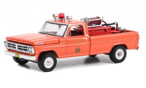 Miniature Ford F-250 1/64 Greenlight Lionville Fire Company 1972 1:64 Ford F-250 1/64 Greenlight Lionville Fire Company 1972 1:64 miniature