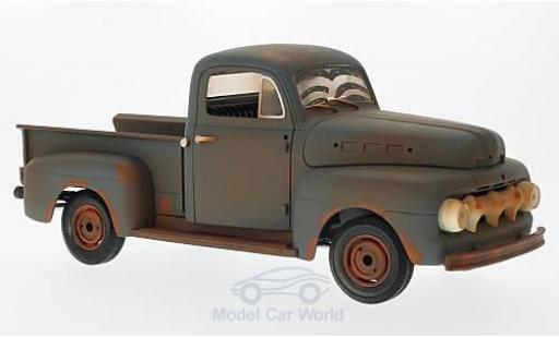 Miniature Ford F1 1/18 Greenlight Pick-Up Forrest Gump gealtert Ford F1 1/18 Greenlight Pick-Up Forrest Gump gealtert miniature